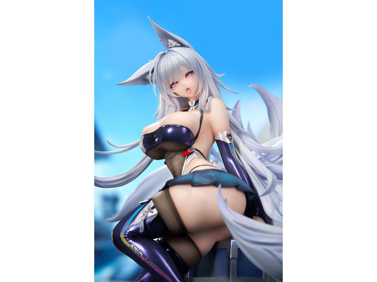 Azur Lane: Shinano Moonlit Chrome Ver.