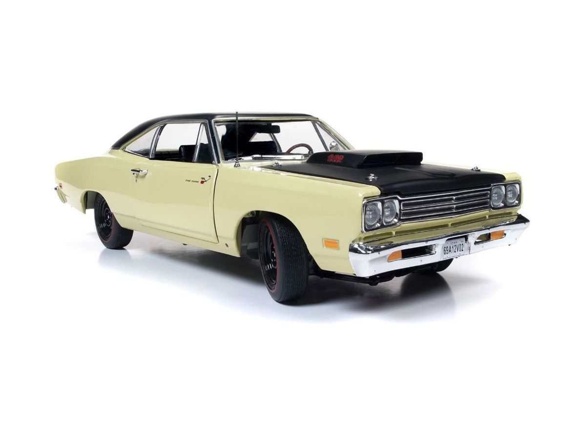 1/18 プリムス ロードランナー 1969.5クーペ イエロー/ブラック | HLJ