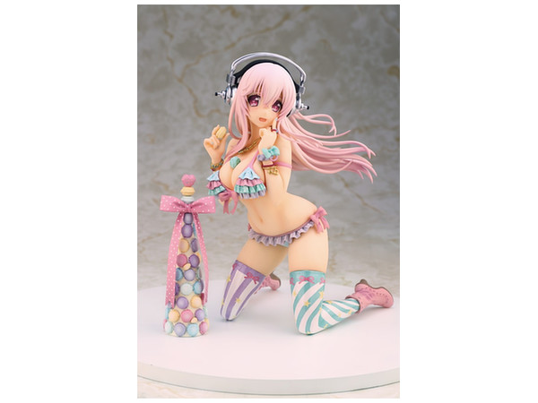 alphamax すーぱーそに子withマカロンタワー 1/7スケールフィギュア Amazon.co.jp: すーぱーそに子 with マカロンタワー 1 7スケール