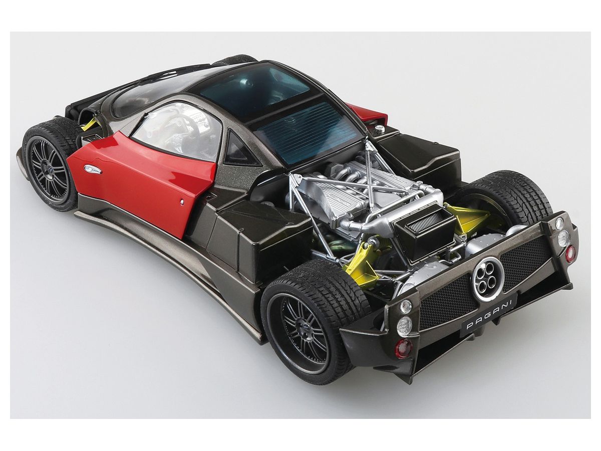 1/24 05 パガーニ ゾンダ F | HLJ.co.jp