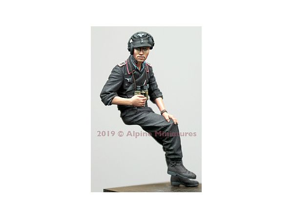 1/35 WWII 独 ドイツ陸軍 腕まくりしたうで夏場の戦車兵#2 | HLJ.co.jp