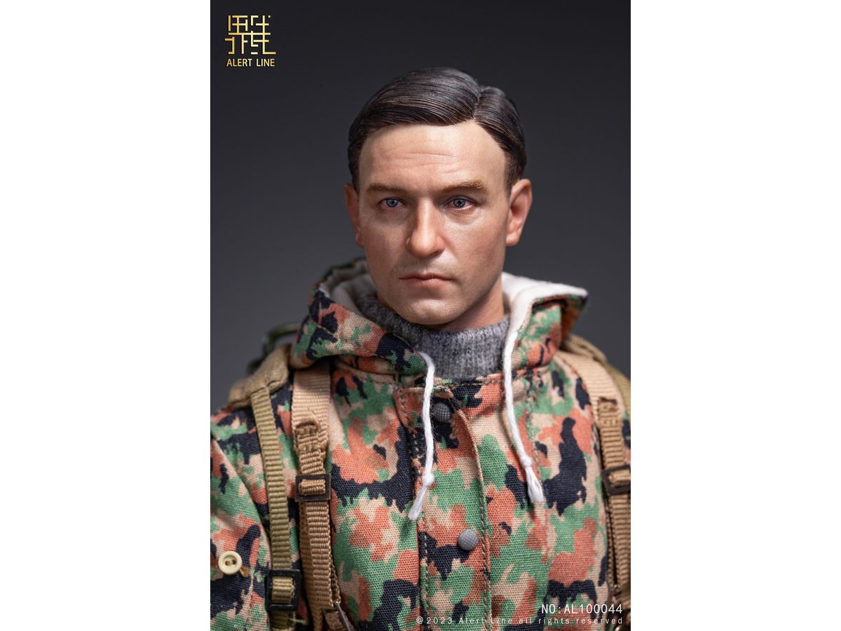 1/6 German Waffen-SS Soldier | HLJ.co.jp
