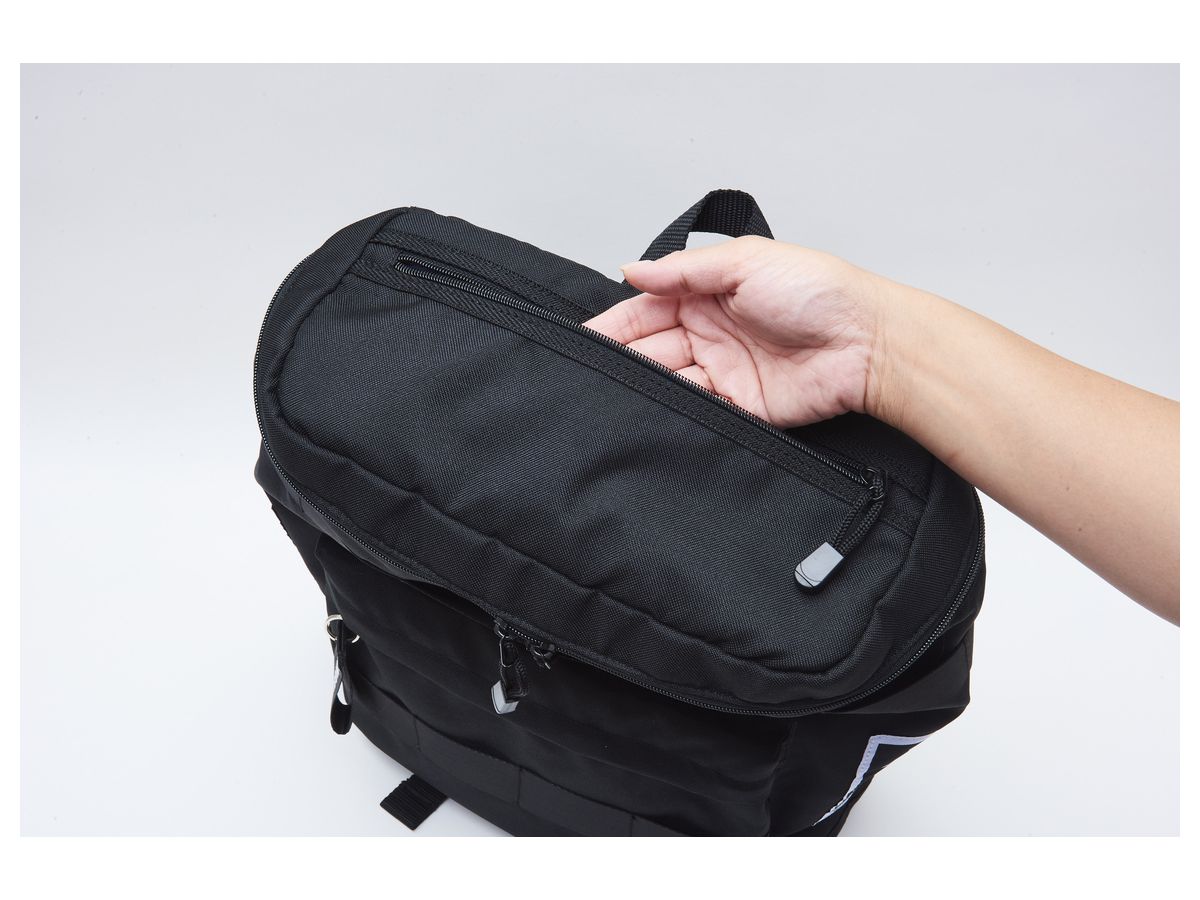 EVANGELION x OUTDOOR 初号機柄 ボックスリュック 黒 | HLJ.co.jp