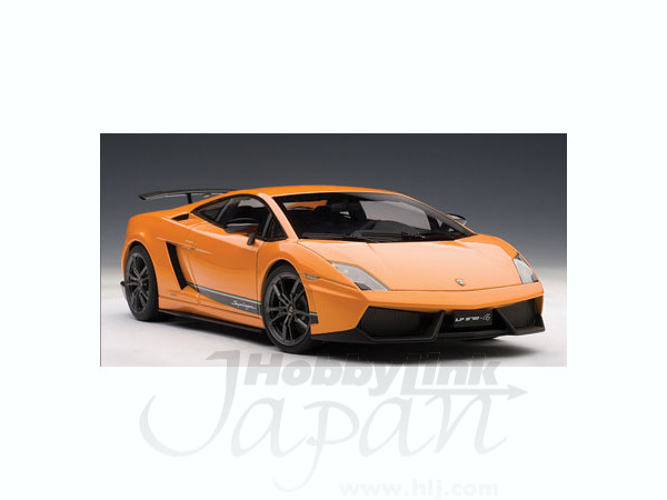 オートアート1/18 ランボルギーニ　ガヤルド　スーパーレジェーラ 1/18 ランボルギーニ ガヤルド LP570-4 スーパーレジェーラ レッド