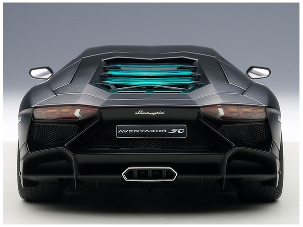 1/18 ランボルギーニ アヴェンタドール LP720-4 50thアニバーサリー