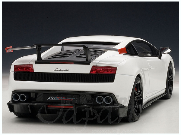 1/18 ランボルギーニ ガヤルド LP570-4 スーパートロフェオ
