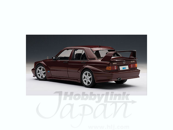 オートアート 1/18 メルセデスベンツ 190E エボリューションⅡ レッド 1/18 メルセデスベンツ 190E 2.5-16 Evo2 (レッド) | HLJ.co.jp
