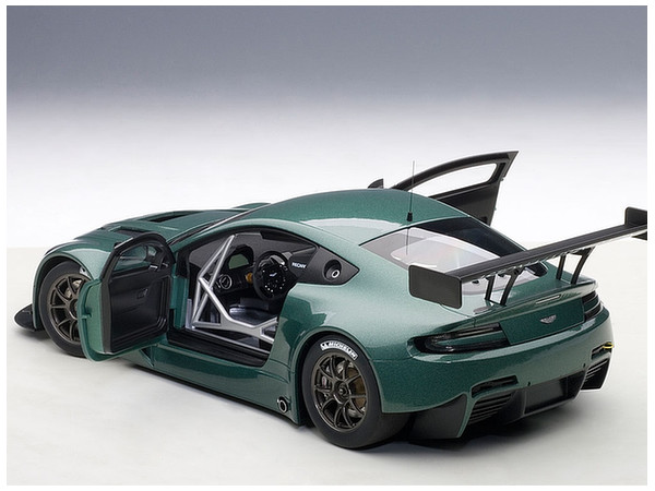 1/18 アストンマーチン V12 ヴァンテージ GT3 2013 1/18 アストンマーチン V12 ヴァンテージ GT3 2013