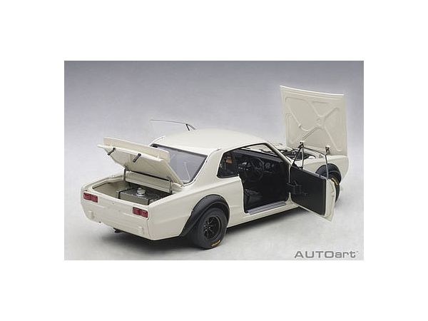 1/18 スカイライン GT-R KPGC10 レーシング/ホワイト GT-R Autoart