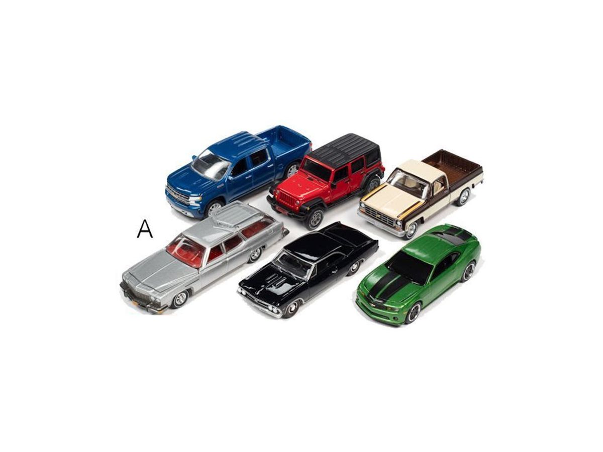 AUTO WORLD 2A MUSCLE TRUCKS NORTHSKY BLUE 2019 CHEVY SILVERADO HIGH COUNTRY