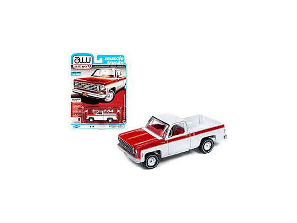 AUTO WORLD 2A MUSCLE TRUCKS NORTHSKY BLUE 2019 CHEVY SILVERADO HIGH COUNTRY