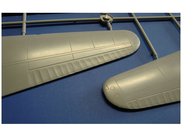 1 48 九九式双発軽爆撃機一型 イ号一型乙無線誘導弾付き By Az モデル ホビーリンク ジャパン