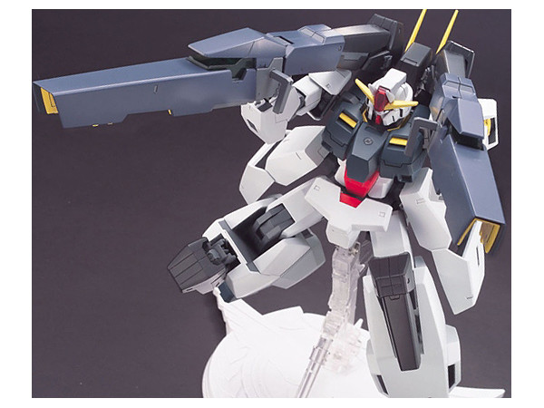 1/100 セラヴィーガンダム | HLJ.co.jp