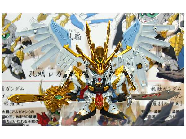 天翔竜　孔明ニューガンダム BB戦士 三国伝 天翔竜 孔明 ν(ニュー)ガンダム プラモデル