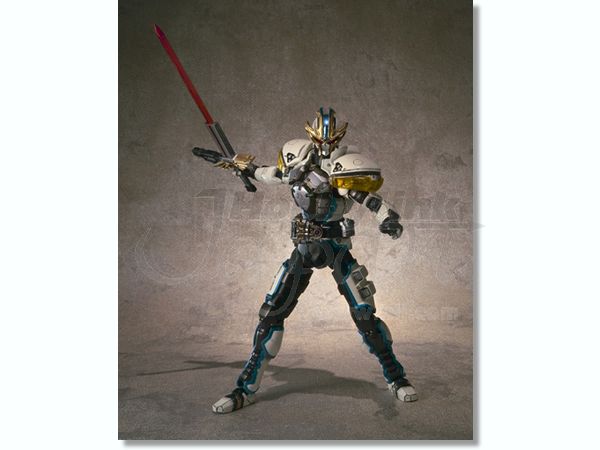 S.I.C 仮面ライダーイクサ & ダークキバ | HLJ.co.jp