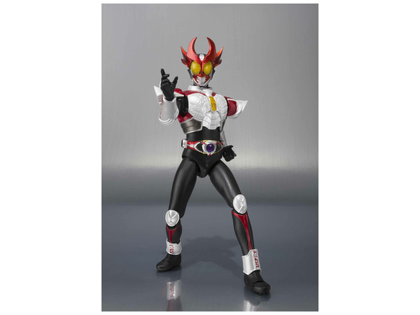 S.H. フィギュアーツ 仮面ライダーアギト シャイニングフォーム | HLJ