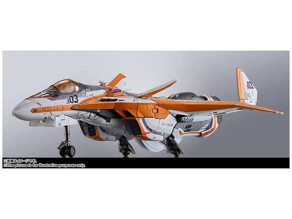 DX超合金 VF-31Eジークフリード(チャック・マスタング機) | HLJ.co.jp
