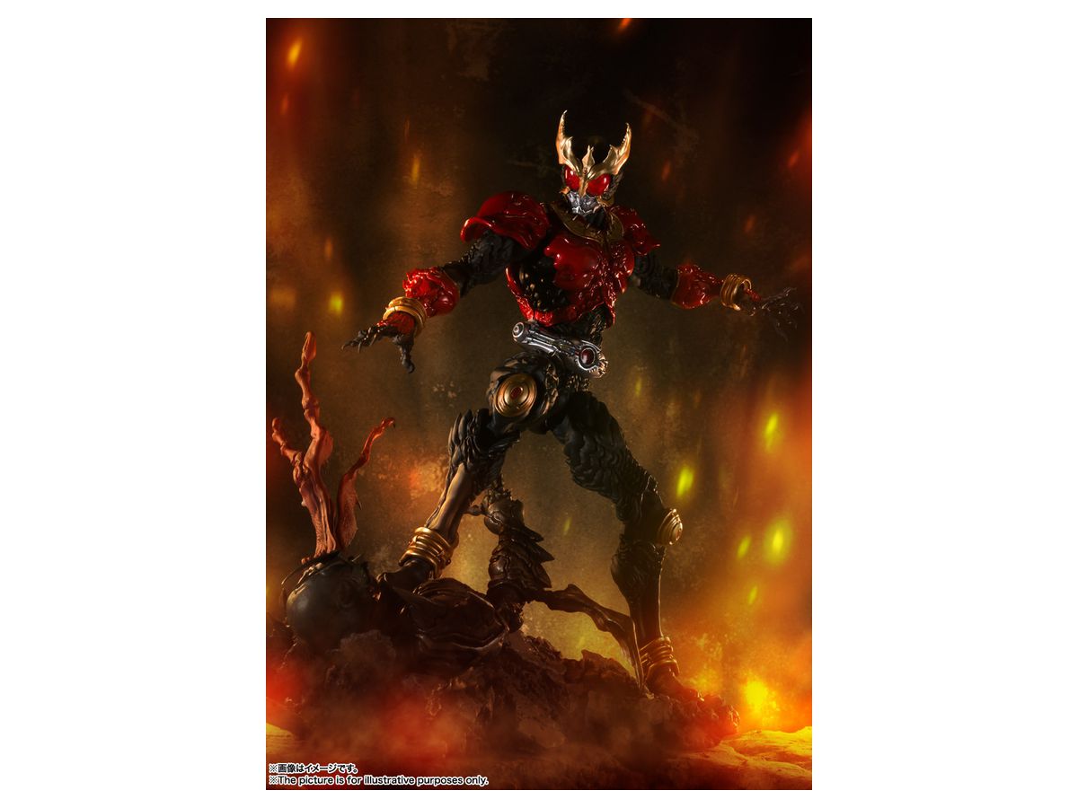 S.I.C. 仮面ライダークウガ マイティフォーム | HLJ.co.jp