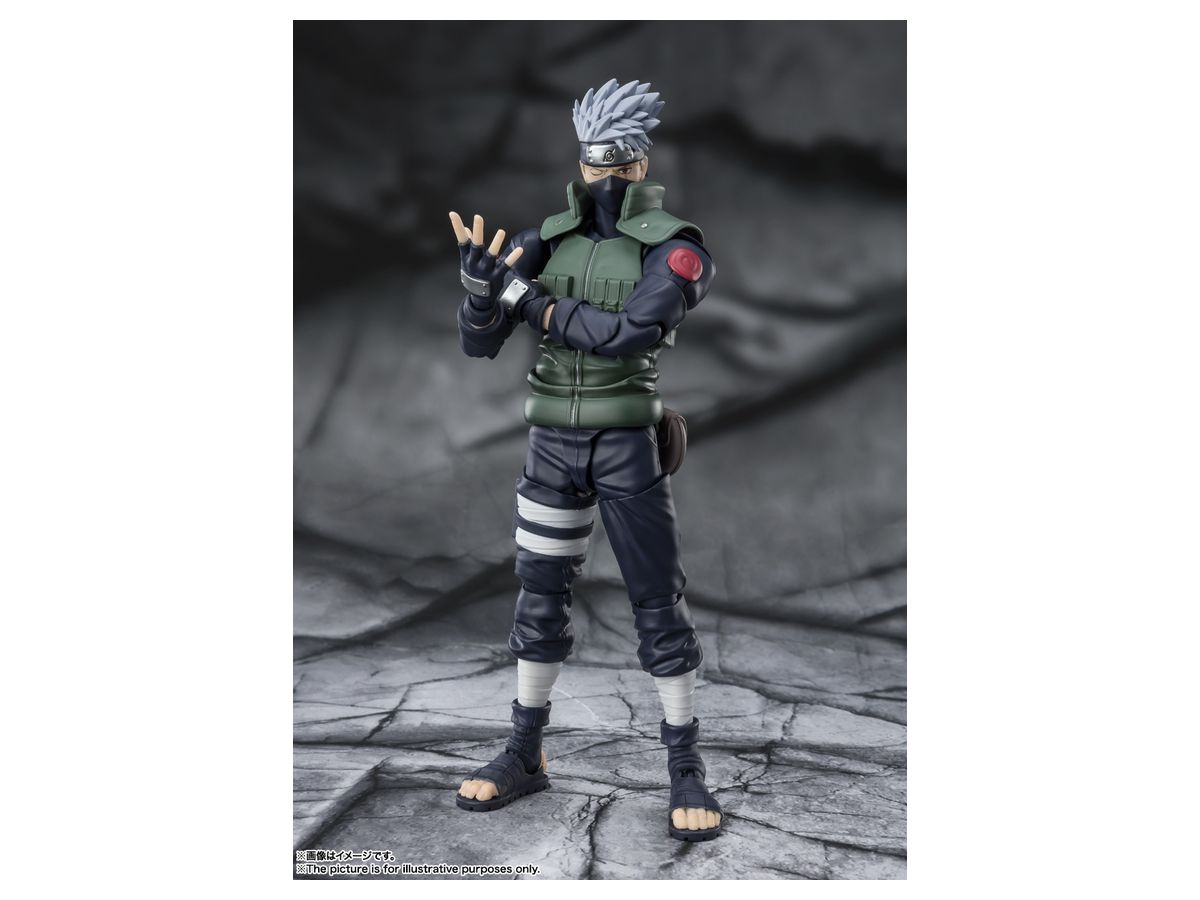 S.H.Figuarts はたけカカシ -勇名轟く写輪眼の英雄- | HLJ.co.jp