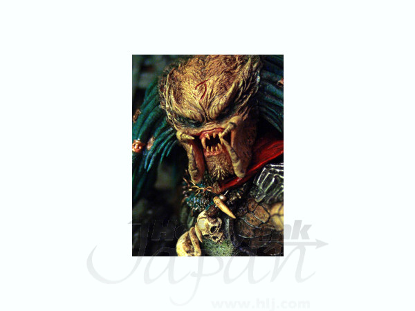 エルダープレデター ON THRONE スタチュー | HLJ.co.jp