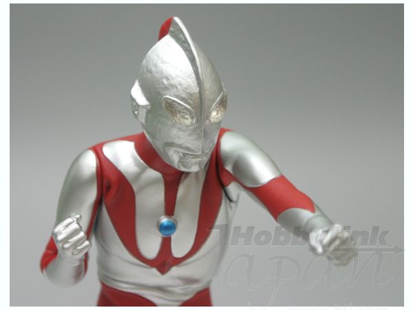 ウルトラマン 組立式 DX フィギュア: A ウルトラマン | HLJ.co.jp