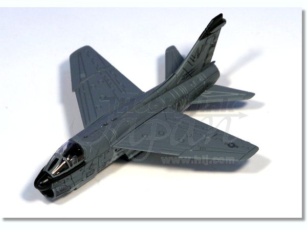 1/144 A-7E コルセア II | HLJ.co.jp