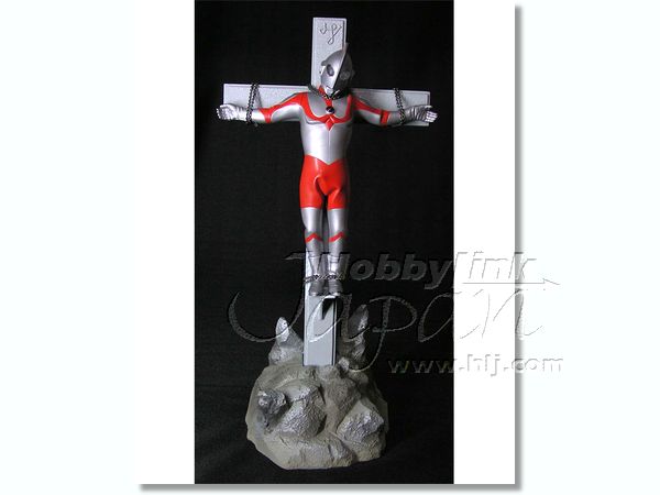 ウルトラマン (十字架付き) | HLJ.co.jp