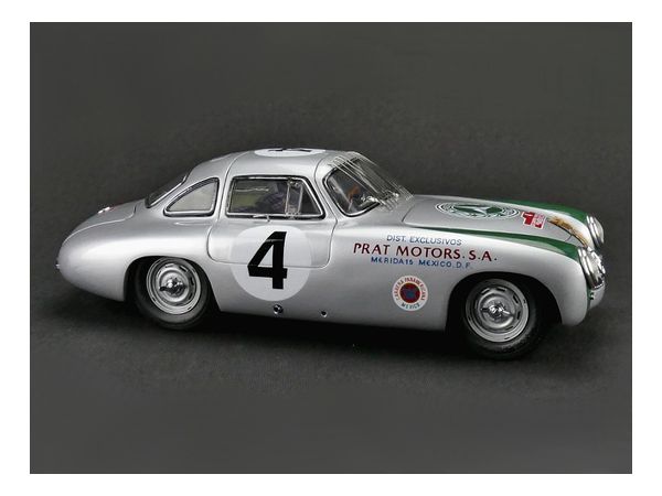 1/18 メルセデス・ベンツ 300SL 1952年 Panamericana #4 | HLJ.co.jp
