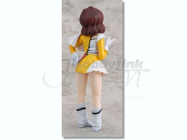 小川美紅 | HLJ.co.jp