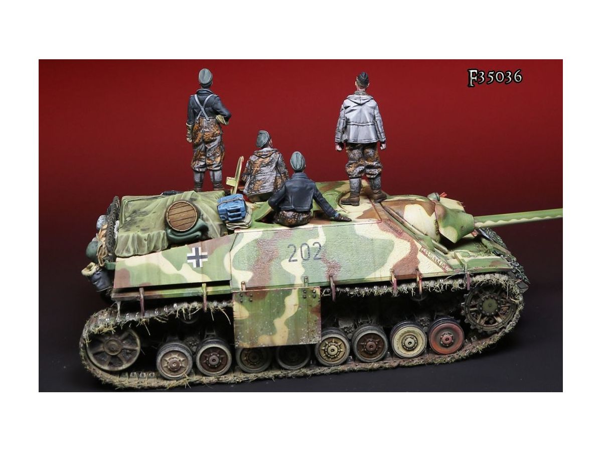 1/35 WWII 独 IV号駆逐戦車ラング用装備品&武装SS戦車兵セット