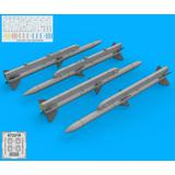 1/72 AIM-120A/B AMRAAM 空対空ミサイル ランチャー付き (4個