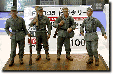 1/35 大戦後期ドイツ兵セット | HLJ.co.jp
