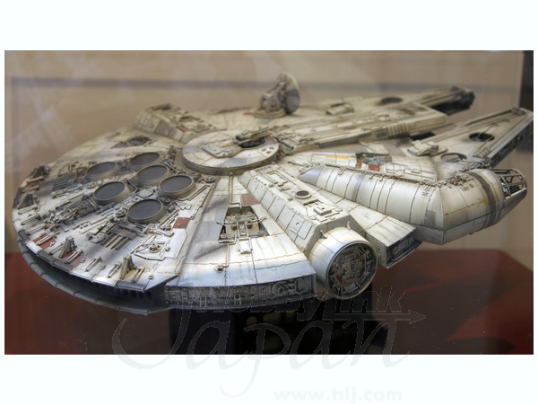 1 72 ミレニアム ファルコン 塗装済完成品 By ファインモールド ホビーリンク ジャパン 1 72 ミレニアム ファルコン 塗装済完成品 By ファインモールド ホビーリンク ジャパン
