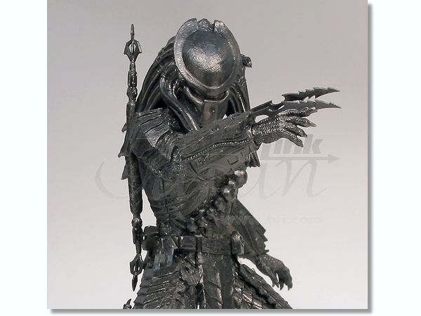 AVP プレデター リアルフィギュア B ブラック彩色 | HLJ.co.jp