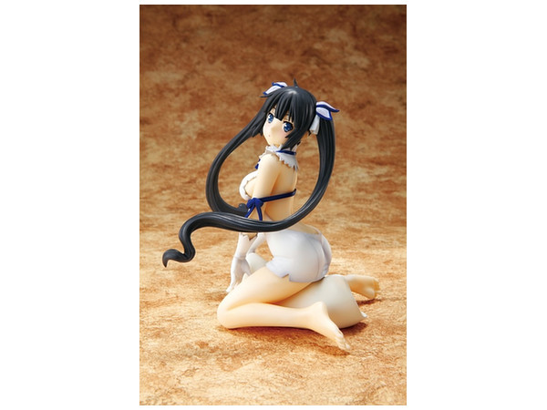 1/8 ヘスティア マウントフィギュア | HLJ.co.jp