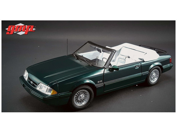 1/18 フォード　マスタング 1/18 フォード・マスタング LX コンバーチブル 7-up ペイント