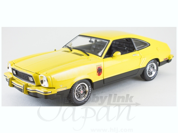 1/18 1976 フォード マスタング II スタリオン イエロー