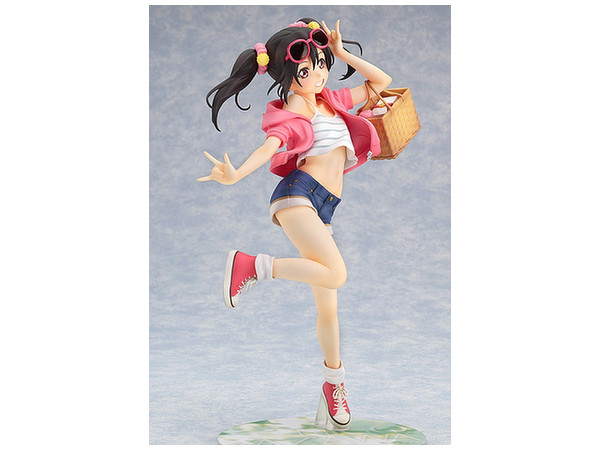 1/8 矢澤にこ ピクニックガール (ラブライブ!) PVC | HLJ.co.jp