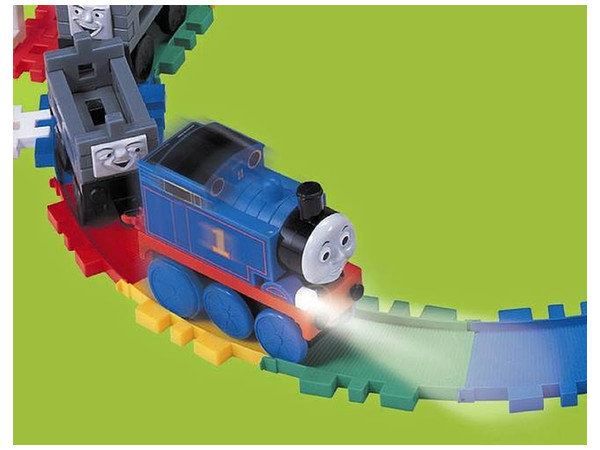 ニューブロック きかんしゃトーマス 走る!トーマスセット | HLJ.co.jp