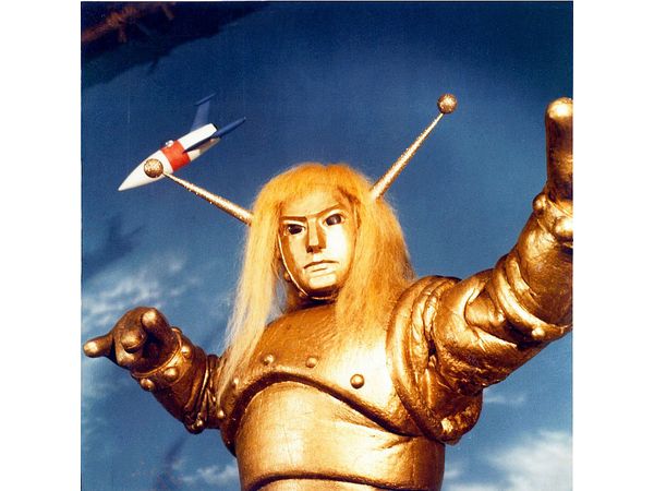 マグマ大使写真集 | HLJ.co.jp