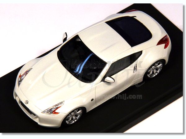 1/43　日産　フェアレディZ　Z34　ミニカー　ホワイトパール Amazon | 1/43 日産 フェアレディZ ロードスター FAIRLADY Z33