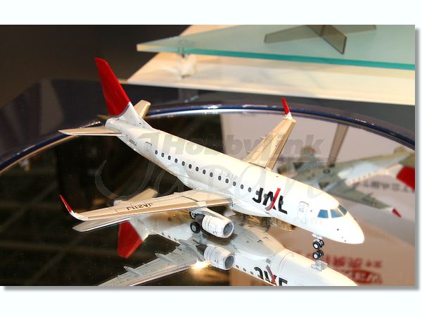 1/144 ジェイ・エア エンブラエル 170 | HLJ.co.jp