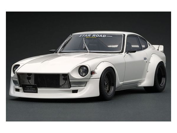 イグニッションモデル　1/18 日産フェアレディZ S30 ホワイト イグニッションモデル 1/18 日産 フェアレディ Z (S30) スター