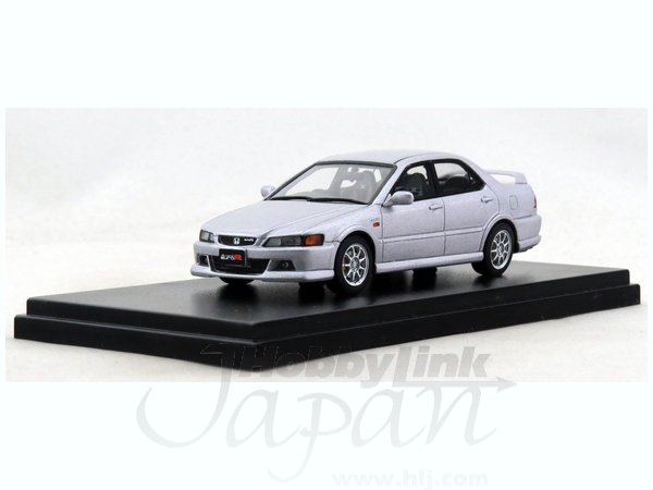 1/43 ホンダ アコード ユーロR (2000) サテンシルバーメタリック | HLJ