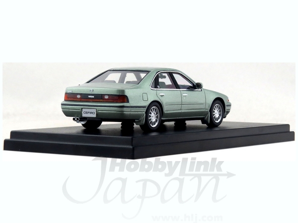 1/43 ニッサン セフィーロ 1988 グリニッシュシルバーメタリック | HLJ