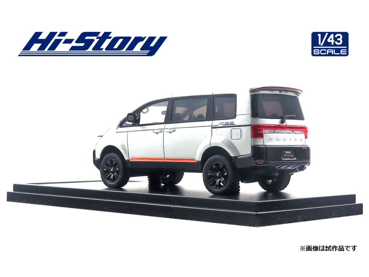 1/43 MITSUBISHI DELICA D:5 ACTIVE GEAR (2018) ウォームホワイト