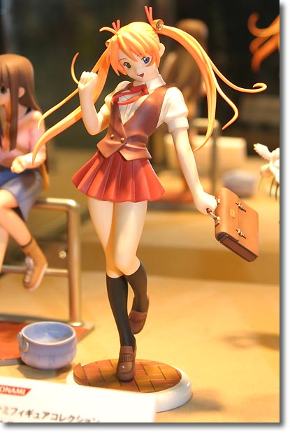 神楽坂 明日菜 | HLJ.co.jp