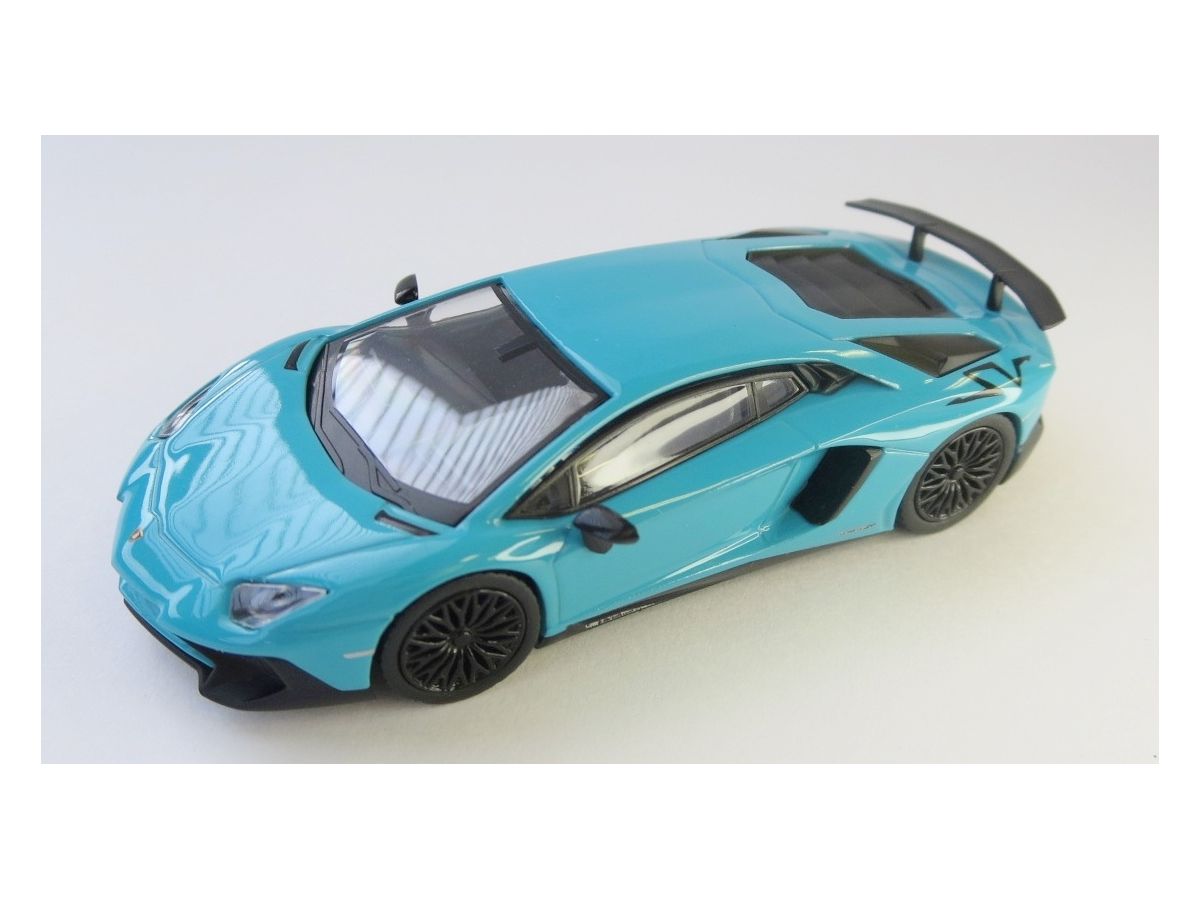 レジン製 1/64 ランボルギーニアヴェンタドールSV
