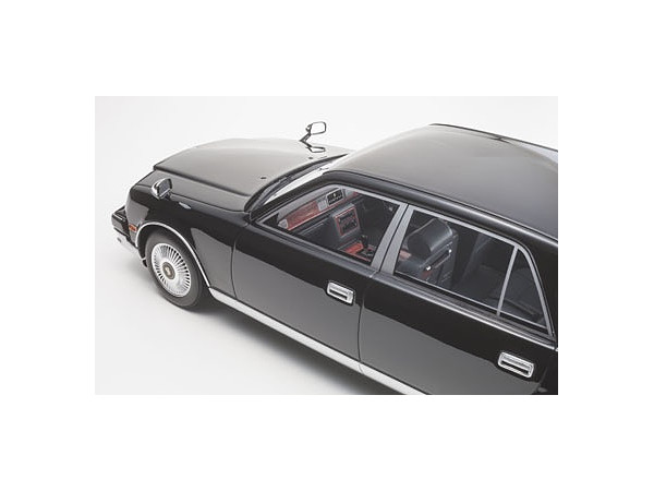 1/18 トヨタ センチュリー (神威/ ブラック) 限定700個 | HLJ.co.jp