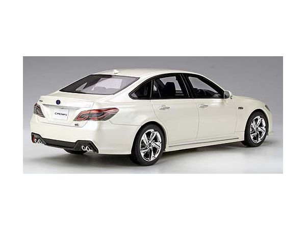 1/18 トヨタ クラウン 3.5 RS アドバンス (ホワイト) | HLJ.co.jp